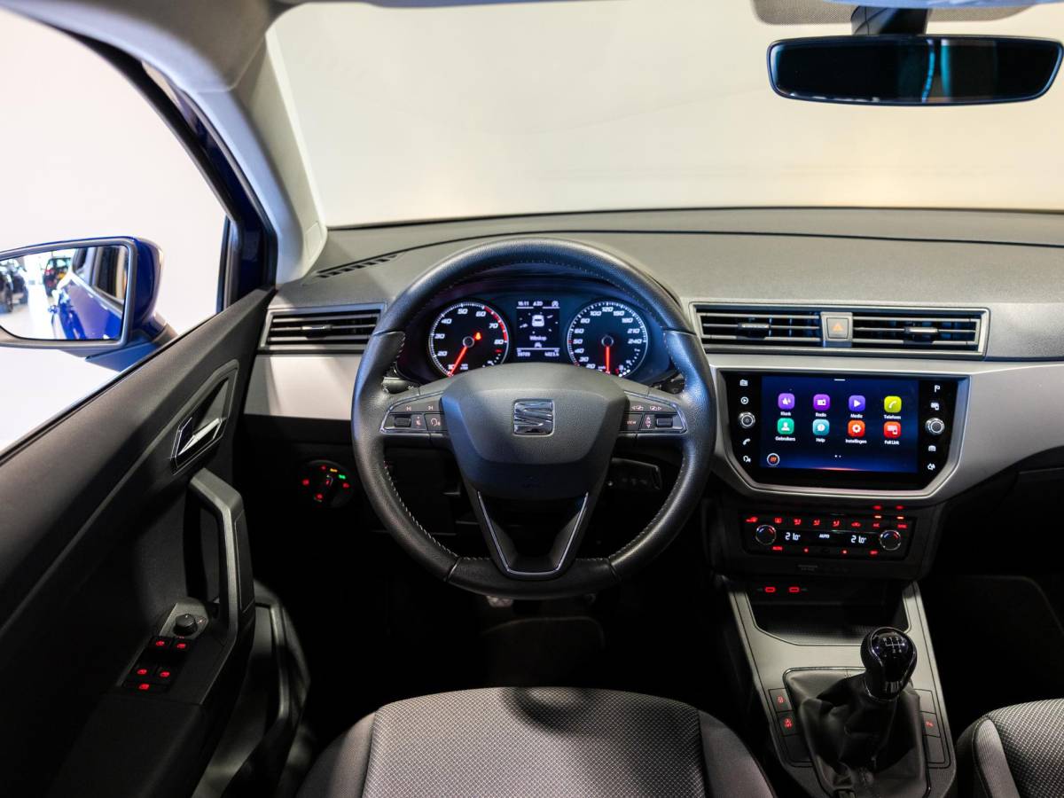 SEAT Ibiza SEAT Ibiza 1.0 TSI Style Business Intense / 95pk / Achteruitrij camera / Groot scherm / Klimaatregeling /