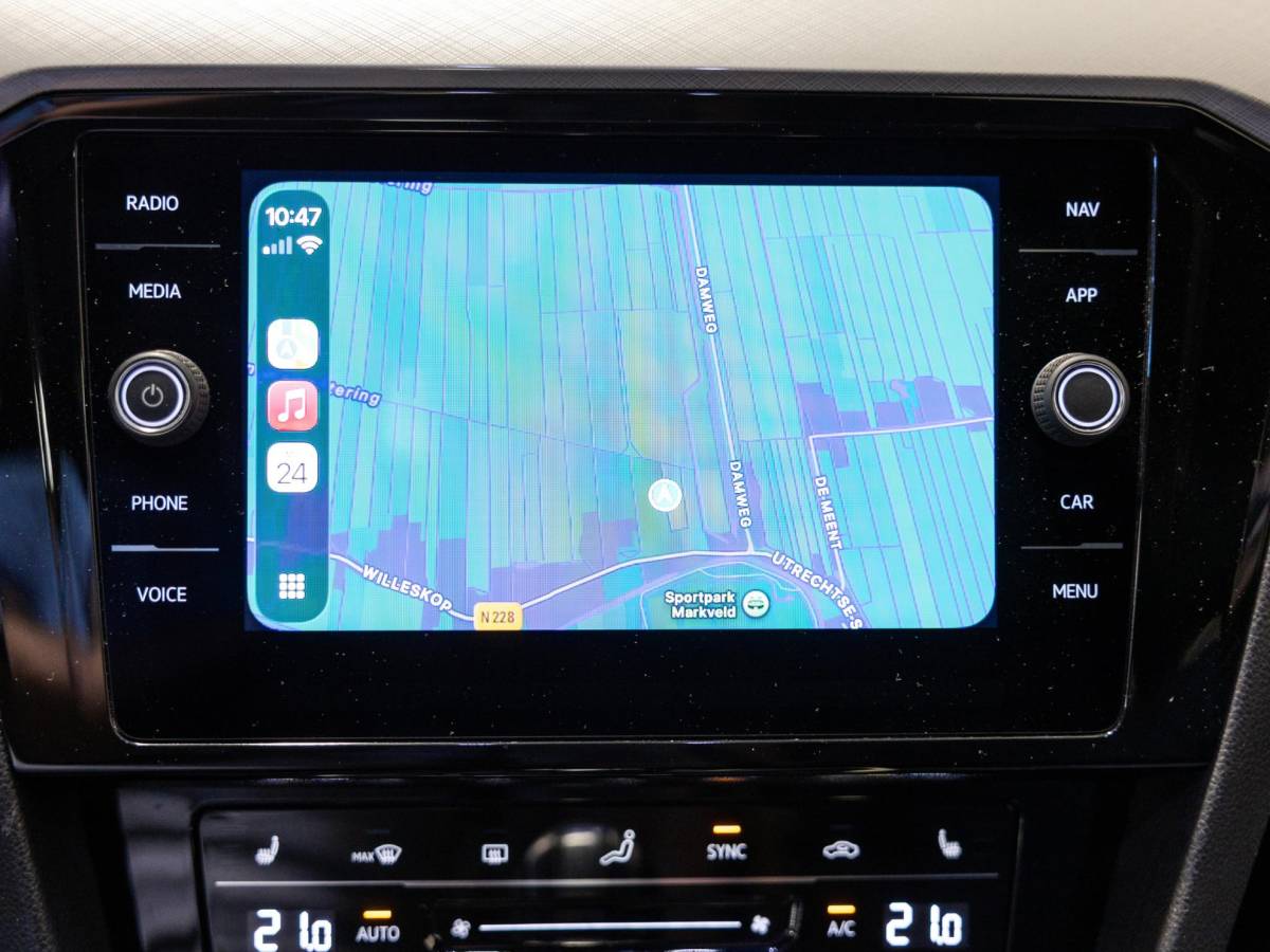 Volkswagen Passat Volkswagen Passat Variant 1.4 TSI PHEV GTE Business SoH 93% / 218pk / Panorama dak / Head-up display / Achteruitrij camera /