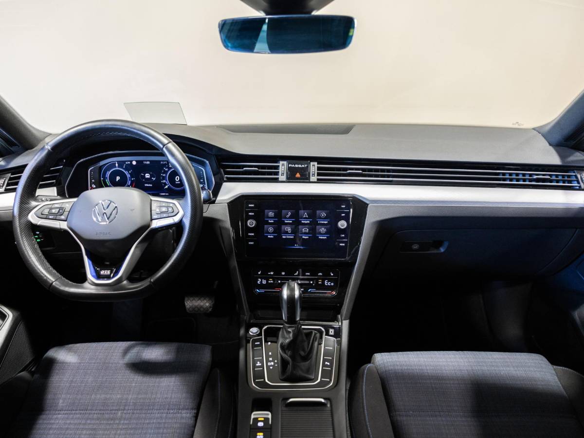 Volkswagen Passat Volkswagen Passat Variant 1.4 TSI PHEV GTE Business SoH 93% / 218pk / Panorama dak / Head-up display / Achteruitrij camera /