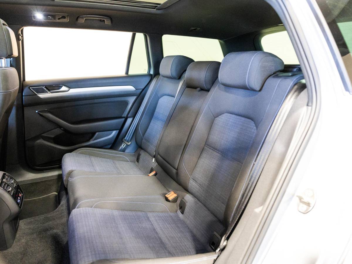 Volkswagen Passat Volkswagen Passat Variant 1.4 TSI PHEV GTE Business SoH 93% / 218pk / Panorama dak / Head-up display / Achteruitrij camera /