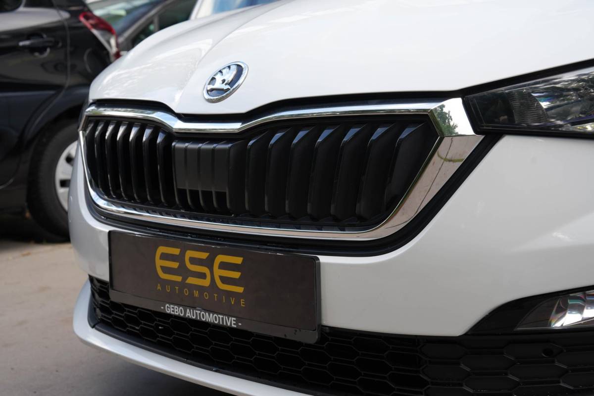 Škoda Scala Skoda Scala 1.0 TSI Business Edition | Automaat | Carplay | Camera | Stoelverwarming