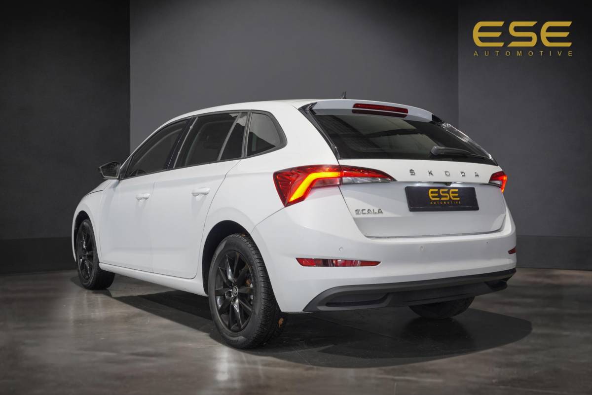 Škoda Scala Skoda Scala 1.0 TSI Business Edition | Automaat | Carplay | Camera | Stoelverwarming