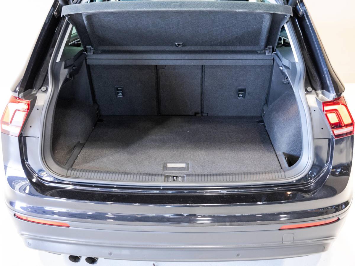 Volkswagen Tiguan Volkswagen Tiguan 1.4 TSI ACT Highline Sound / 150pk / Dynaudio / Achteruitrij camera / Stoelverwarming /