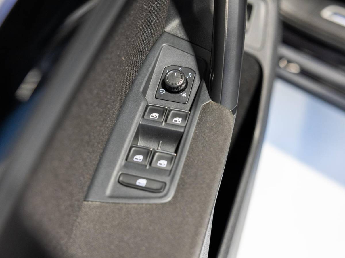 Volkswagen Tiguan Volkswagen Tiguan 1.4 TSI ACT Highline Sound / 150pk / Dynaudio / Achteruitrij camera / Stoelverwarming /
