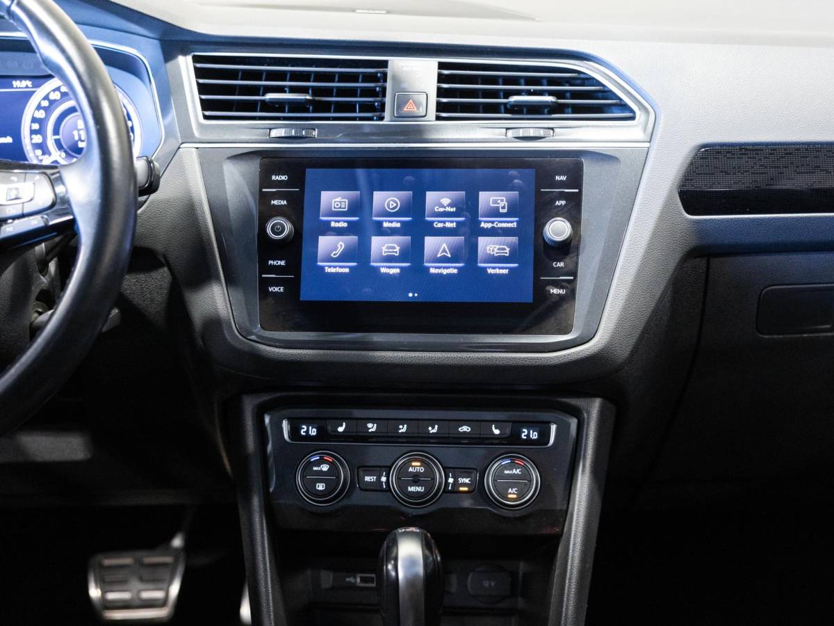 Volkswagen Tiguan Volkswagen Tiguan 1.4 TSI ACT Highline Sound / 150pk / Dynaudio / Achteruitrij camera / Stoelverwarming /