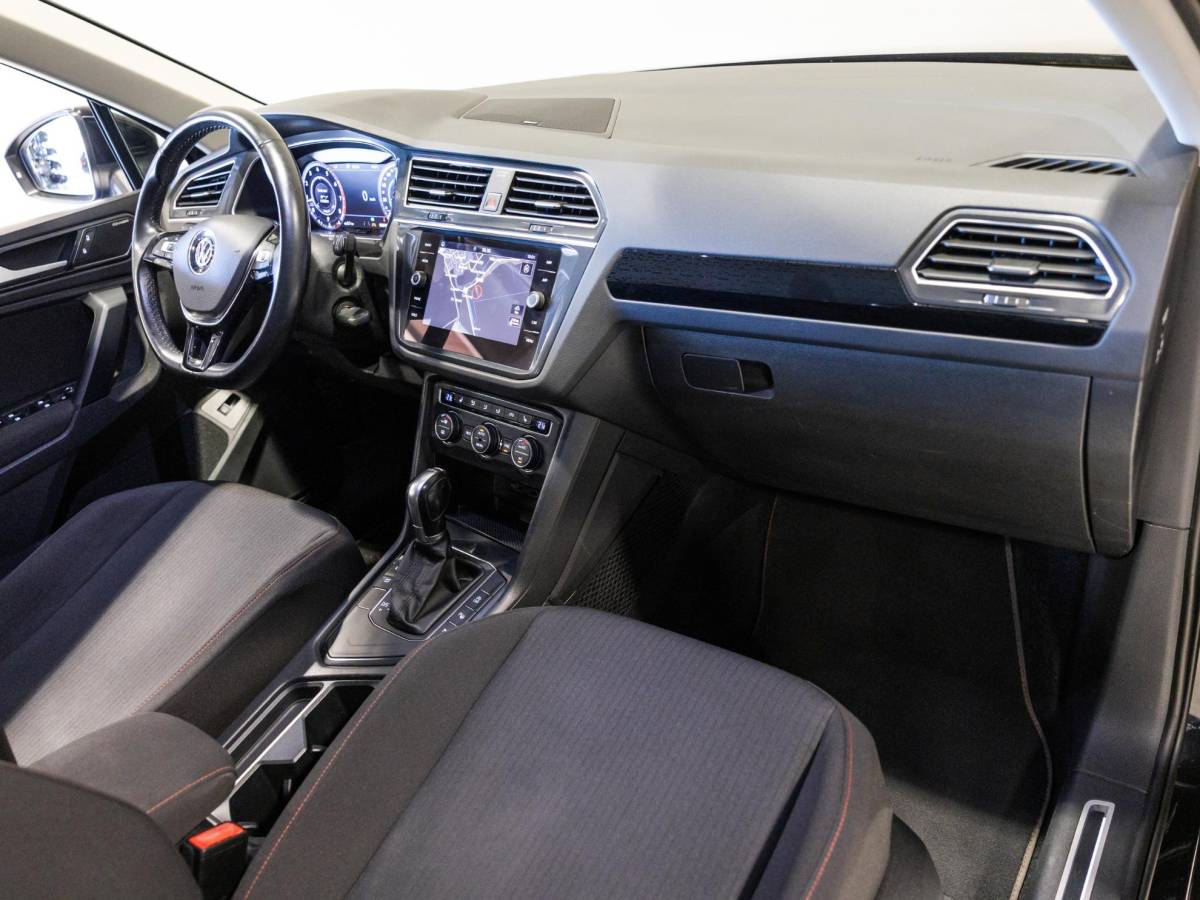 Volkswagen Tiguan Volkswagen Tiguan 1.4 TSI ACT Highline Sound / 150pk / Dynaudio / Achteruitrij camera / Stoelverwarming /