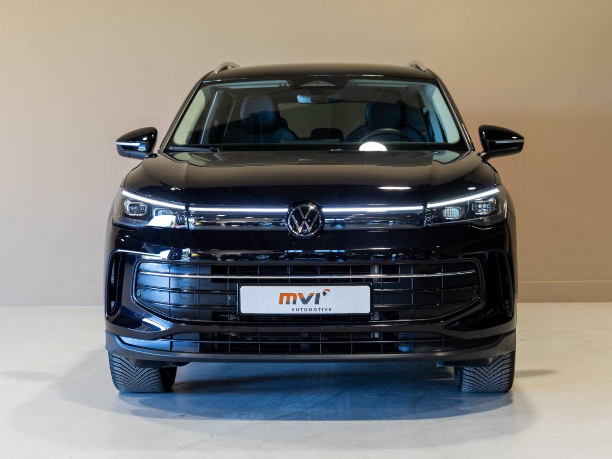 Volkswagen Tiguan Volkswagen Tiguan 1.5 eHybrid Life Edition / 204pk / SoH 100% / Achteruitrij camera / Dodehoek herkenning / CarPlay /