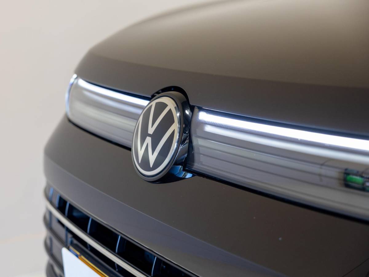 Volkswagen Tiguan Volkswagen Tiguan 1.5 eHybrid Life Edition / 204pk / SoH 100% / Achteruitrij camera / Dodehoek herkenning / CarPlay /