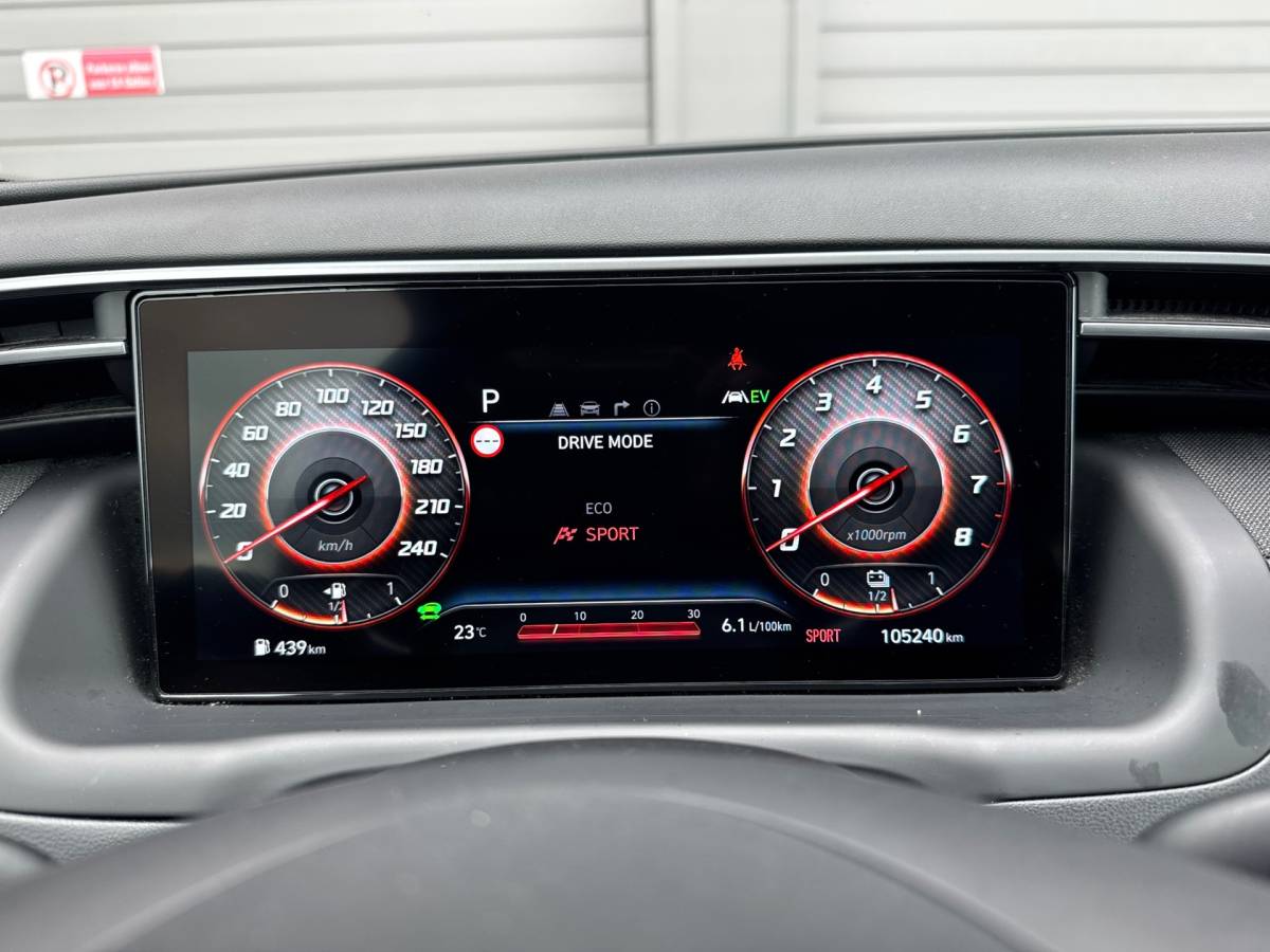 Hyundai Tucson Hyundai Tucson 1.6 T-GDI HEV Premium Sky BOMVOL