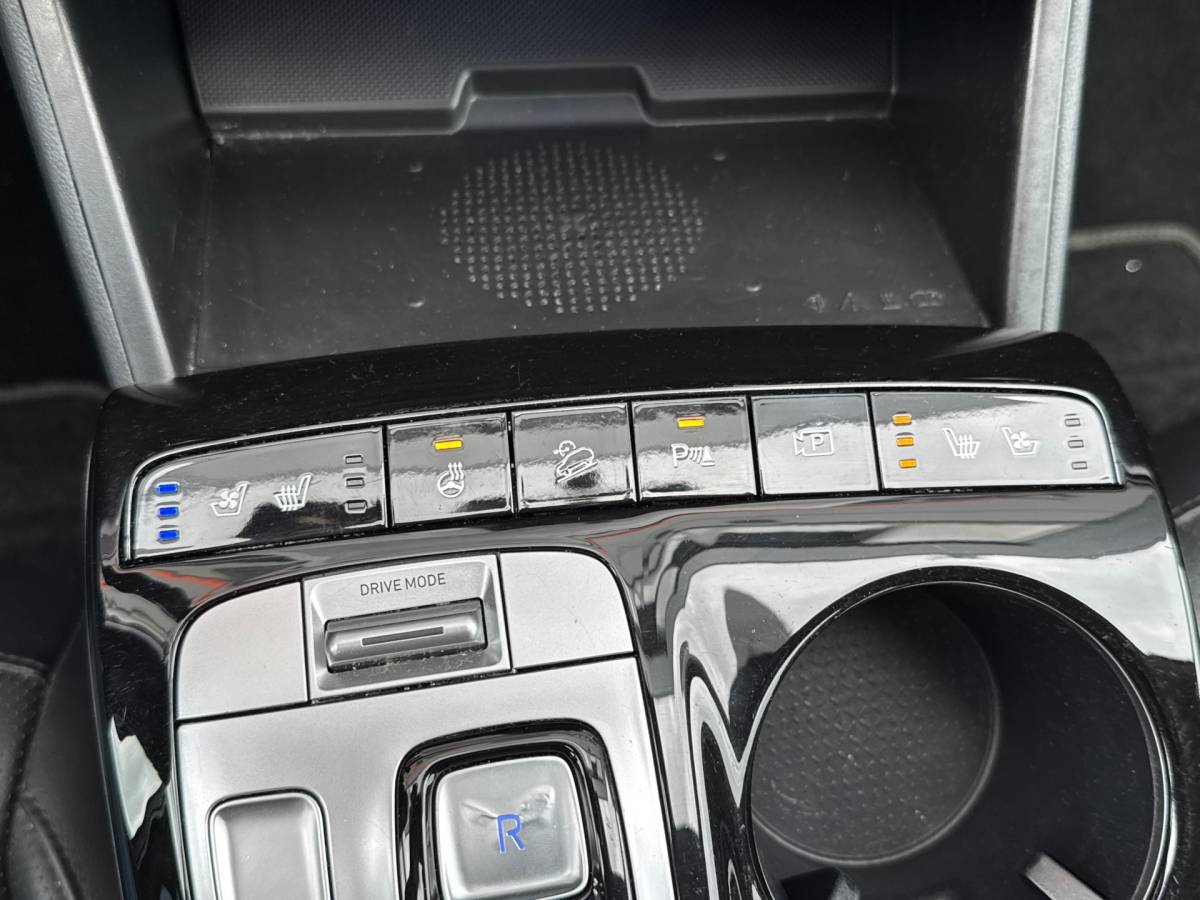 Hyundai Tucson Hyundai Tucson 1.6 T-GDI HEV Premium Sky BOMVOL