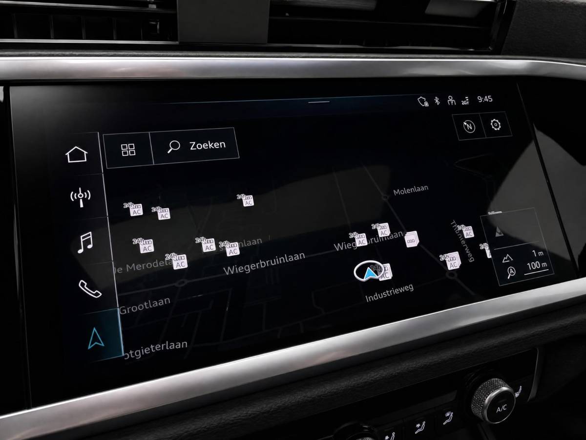 Audi Q3 Audi Q3 Sportback 45 TFSI e 245pk S Edition · Panoramadak · Lederen Bekleding · 360 Camera · Wegklapbare Trekhaak · SONOS Audio · Stoelverwarming · Elek. Achterklep · 21” velgen · Adaptive Cruise Control ·