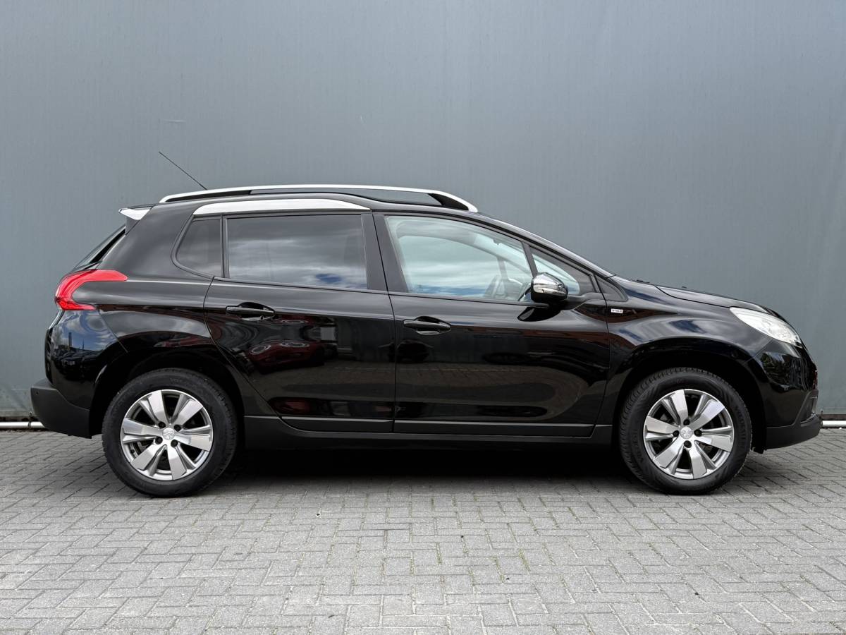 Peugeot 2008 Peugeot 2008 1.2 PureTech Allure | TREKHAAK | CLIMA | NAVI | BLUETOOTH | PDC | LMV | CRUISE | RIEM V.V |