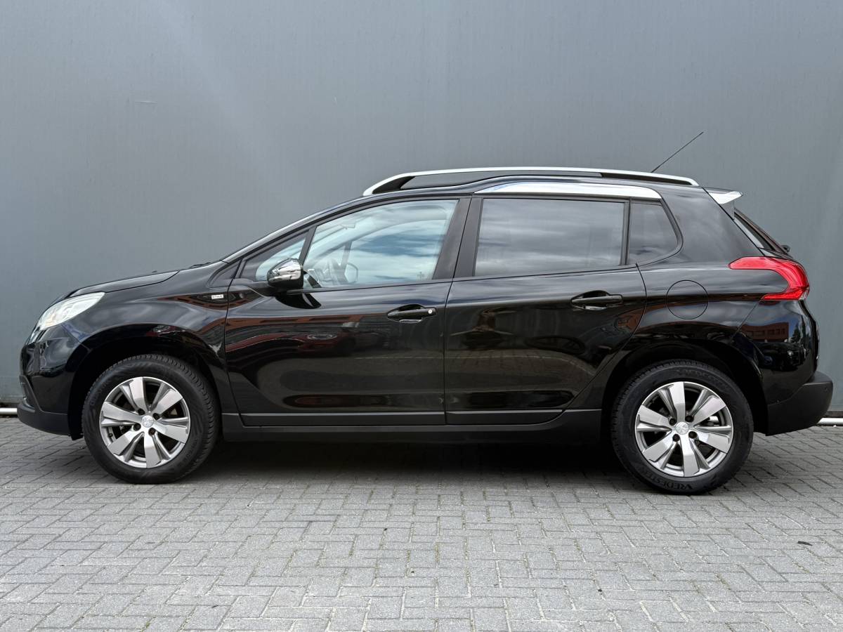 Peugeot 2008 Peugeot 2008 1.2 PureTech Allure | TREKHAAK | CLIMA | NAVI | BLUETOOTH | PDC | LMV | CRUISE | RIEM V.V |