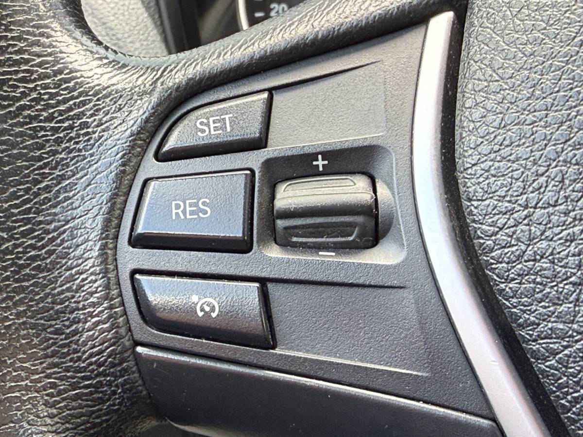 BMW 1 Serie BMW 1-serie BWJ 2011 116i  136 PK Business NAVI | CLIMA | PDC | CRUISE | LMV | BLUETOOTH |