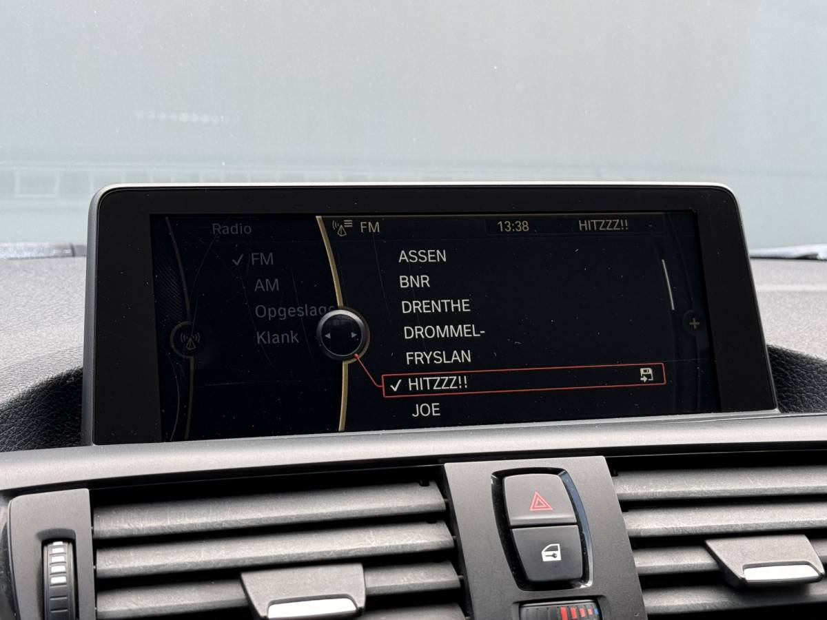 BMW 1 Serie BMW 1-serie BWJ 2011 116i  136 PK Business NAVI | CLIMA | PDC | CRUISE | LMV | BLUETOOTH |