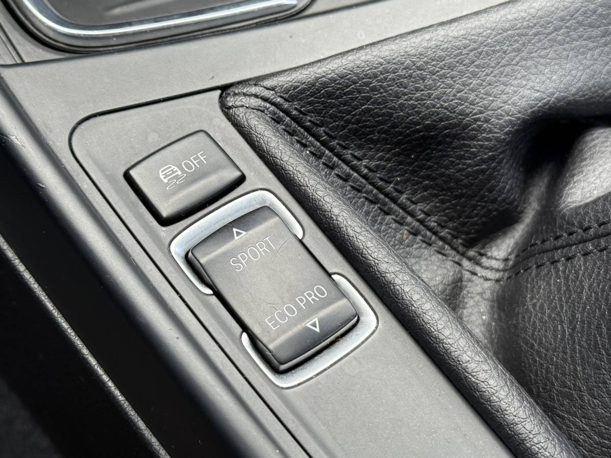 BMW 1 Serie BMW 1-serie BWJ 2011 116i  136 PK Business NAVI | CLIMA | PDC | CRUISE | LMV | BLUETOOTH |