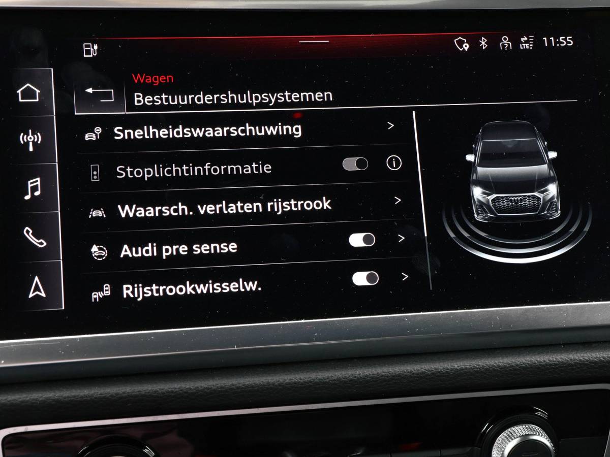 Audi Q3 Audi Q3 Sportback 45 TFSIe 245pk S Edition  · Camera · Apple/Android Car Play · Elek. Achterklep · Dodehoeksensor · Lederen Bekleding · Garantie t/m 04-02-2027 of 100.000km