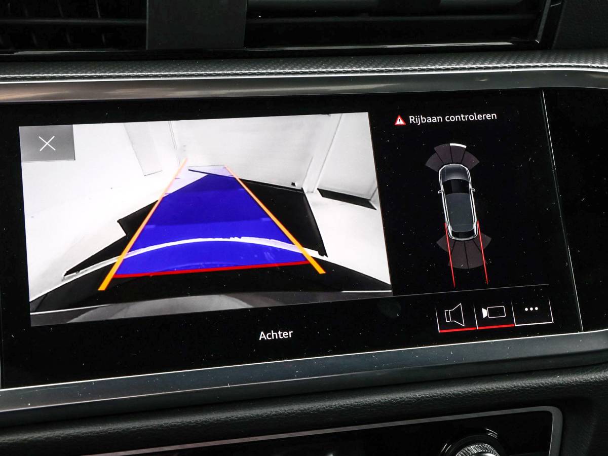 Audi Q3 Audi Q3 Sportback 45 TFSIe 245pk S Edition  · Camera · Apple/Android Car Play · Elek. Achterklep · Dodehoeksensor · Lederen Bekleding · Garantie t/m 04-02-2027 of 100.000km
