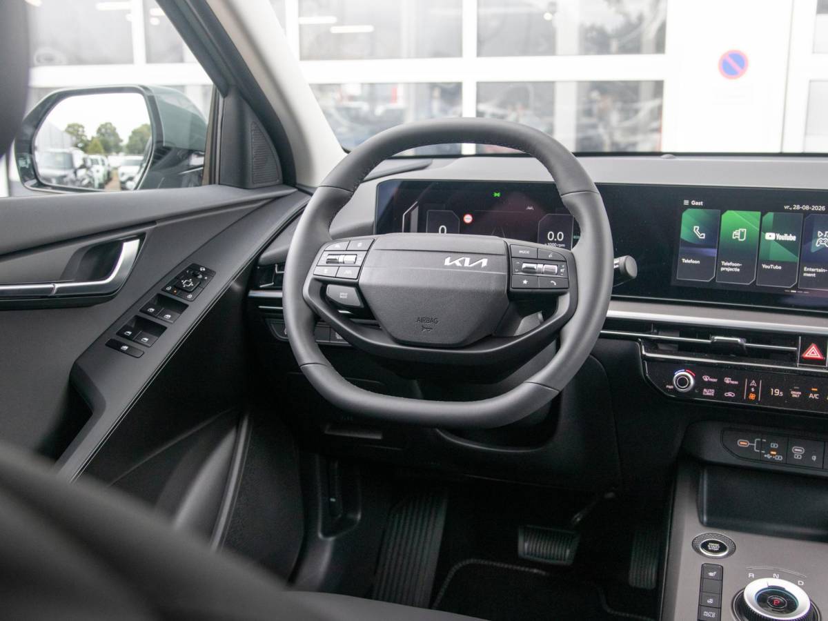 Kia Niro Kia Niro 1.6 GDi Hybrid DynamicLine | Actieprijs* | Direct leverbaar | Nieuw model | Navi. | Clima. | Adapt. Cruise. | Parkeersensoren
