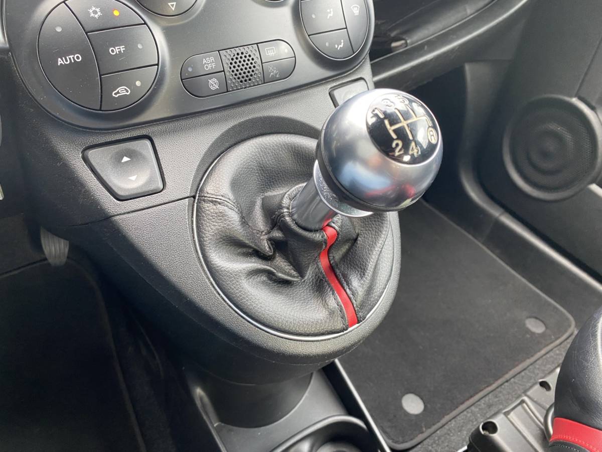 Fiat 500C Fiat 500 C 0.9 TwinAir Turbo 500S Sport | leder interieur | climate control | parkeersensoren | all season banden | NL auto