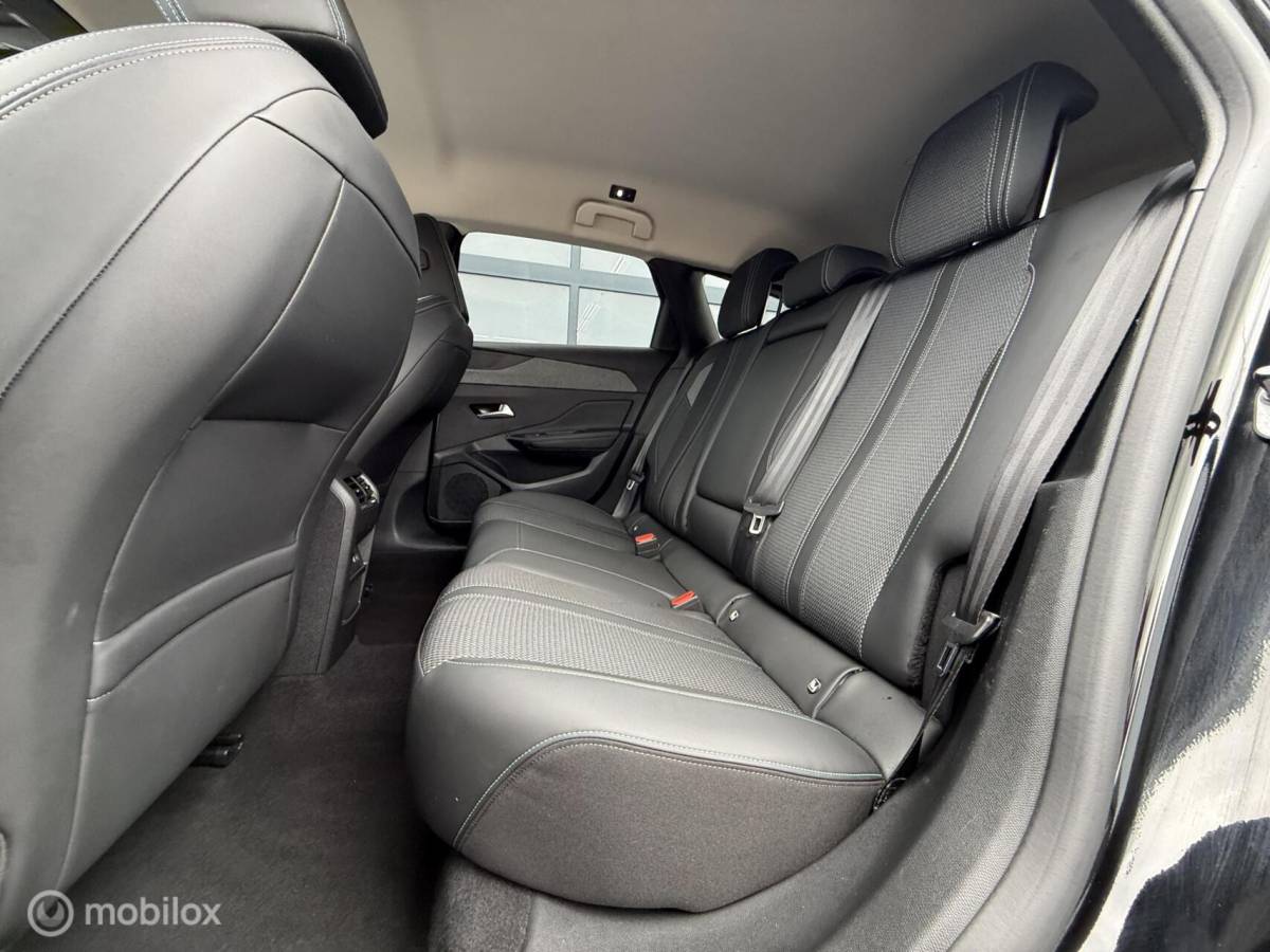 Peugeot 308 Peugeot 308 SW 1.2 PureTech Allure Pack Camera Trekhk Adapt-Cruise