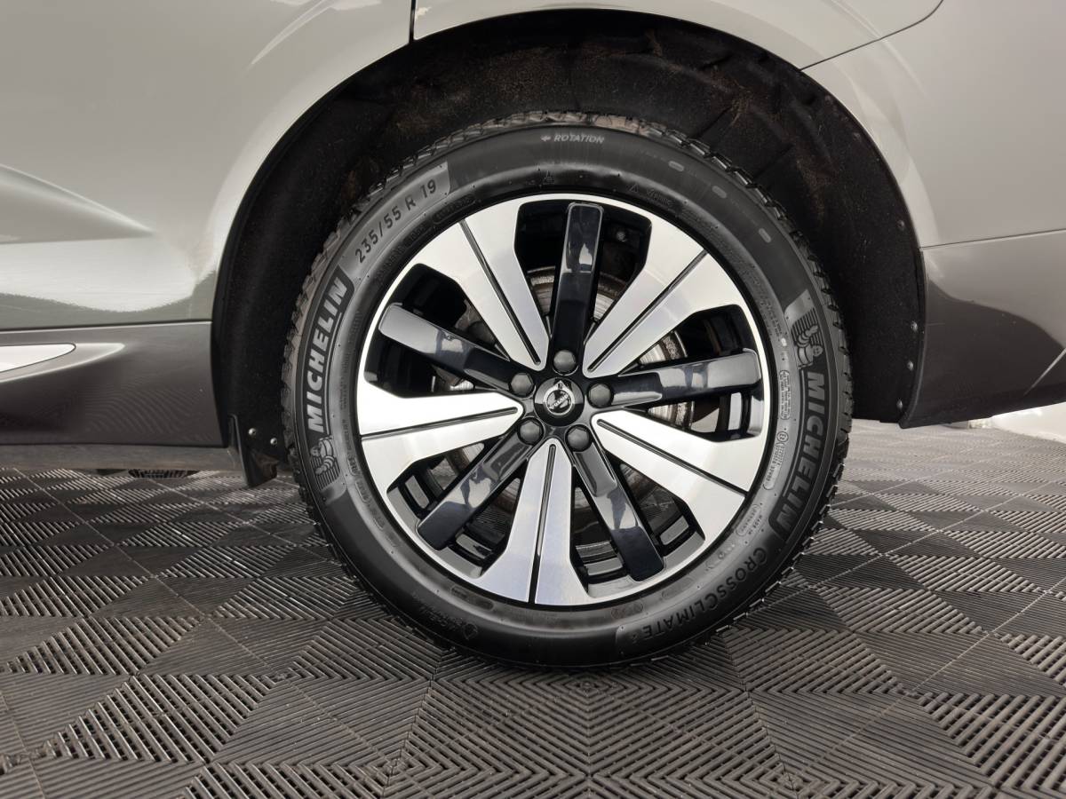 Volvo XC60 Volvo XC60 2.0 T8 AWD Inscription (Plug-In) *PANO | LEATHER | FULL-LED | MEMORY-PACK | HARMAN/KARDON-AUDIO | CAMERA | HEATED-CONTOURSEATS | DIGI-COCKPIT | NAVI-FULLMAP | PRIVACYGLASS | ECC | PDC | CRUISE | CARPLAY | TOWBAR | 19”ALU*
