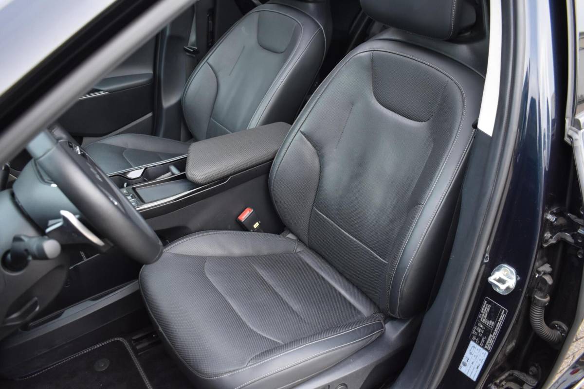 Kia EV6 Kia EV6 Plus Advanced 77.4 kWh | Pano | Leder | Stoelverkoeling | Meridian | Trekhaak |