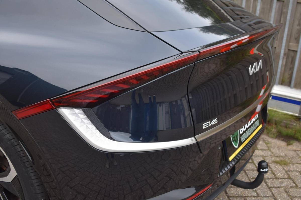 Kia EV6 Kia EV6 Plus Advanced 77.4 kWh | Pano | Leder | Stoelverkoeling | Meridian | Trekhaak |