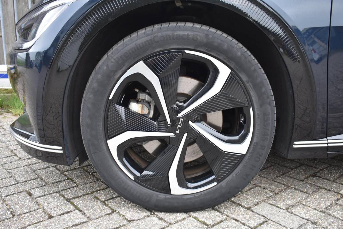 Kia EV6 Kia EV6 Plus Advanced 77.4 kWh | Pano | Leder | Stoelverkoeling | Meridian | Trekhaak |