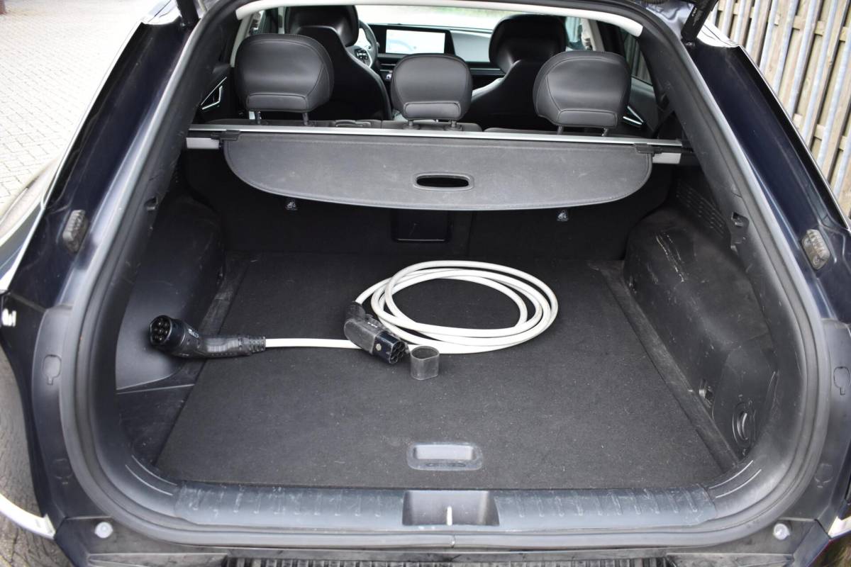 Kia EV6 Kia EV6 Plus Advanced 77.4 kWh | Pano | Leder | Stoelverkoeling | Meridian | Trekhaak |