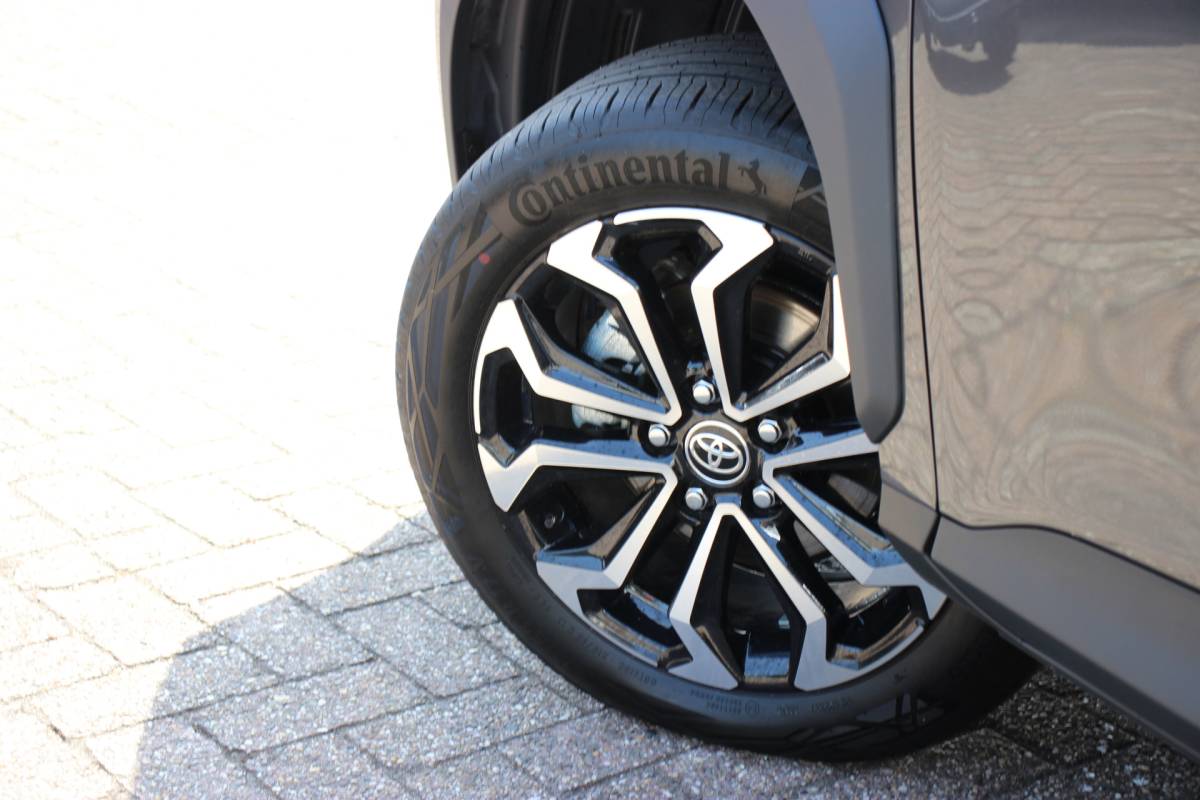 Toyota Yaris Cross Toyota Yaris Cross 1.5 Hybrid Dynamic Automaat | Stoelverwarming | Parkeersensoren | Adapt. cruise | Keyless |