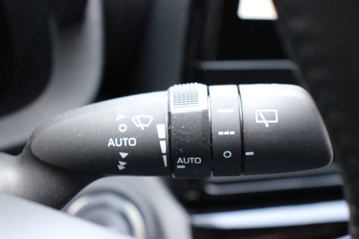 Toyota Yaris Cross Toyota Yaris Cross 1.5 Hybrid Dynamic Automaat | Stoelverwarming | Parkeersensoren | Adapt. cruise | Keyless |