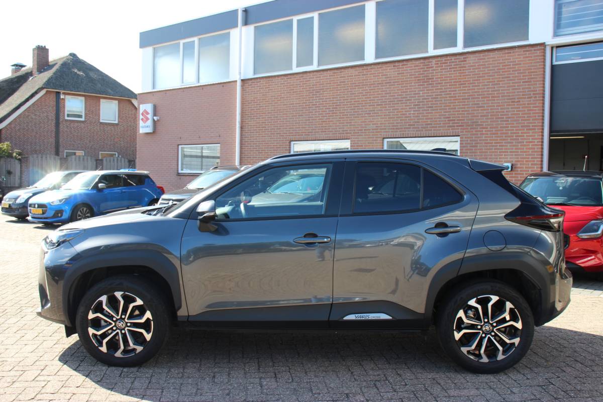 Toyota Yaris Cross Toyota Yaris Cross 1.5 Hybrid Dynamic Automaat | Stoelverwarming | Parkeersensoren | Adapt. cruise | Keyless |