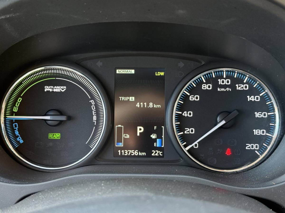 Mitsubishi Outlander Mitsubishi Outlander 2.0 PHEV instyle+ 1e Eigenaar|Navi|Opendak|Camera|Trekhaak|Clima|Cruise|Leder|PDC|N.A.P|SoH 58%|APK tot 12-2026