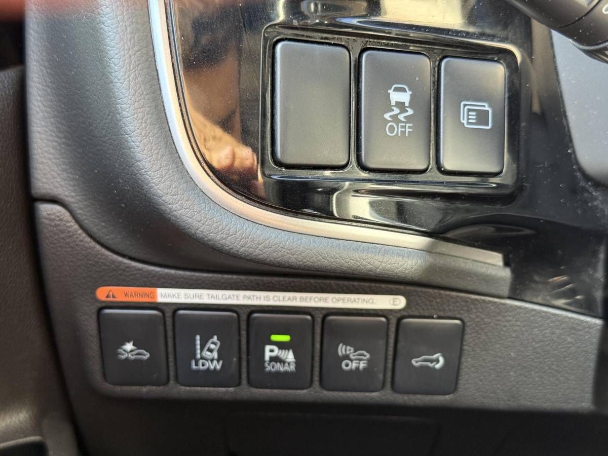 Mitsubishi Outlander Mitsubishi Outlander 2.0 PHEV instyle+ 1e Eigenaar|Navi|Opendak|Camera|Trekhaak|Clima|Cruise|Leder|PDC|N.A.P|SoH 58%|APK tot 12-2026