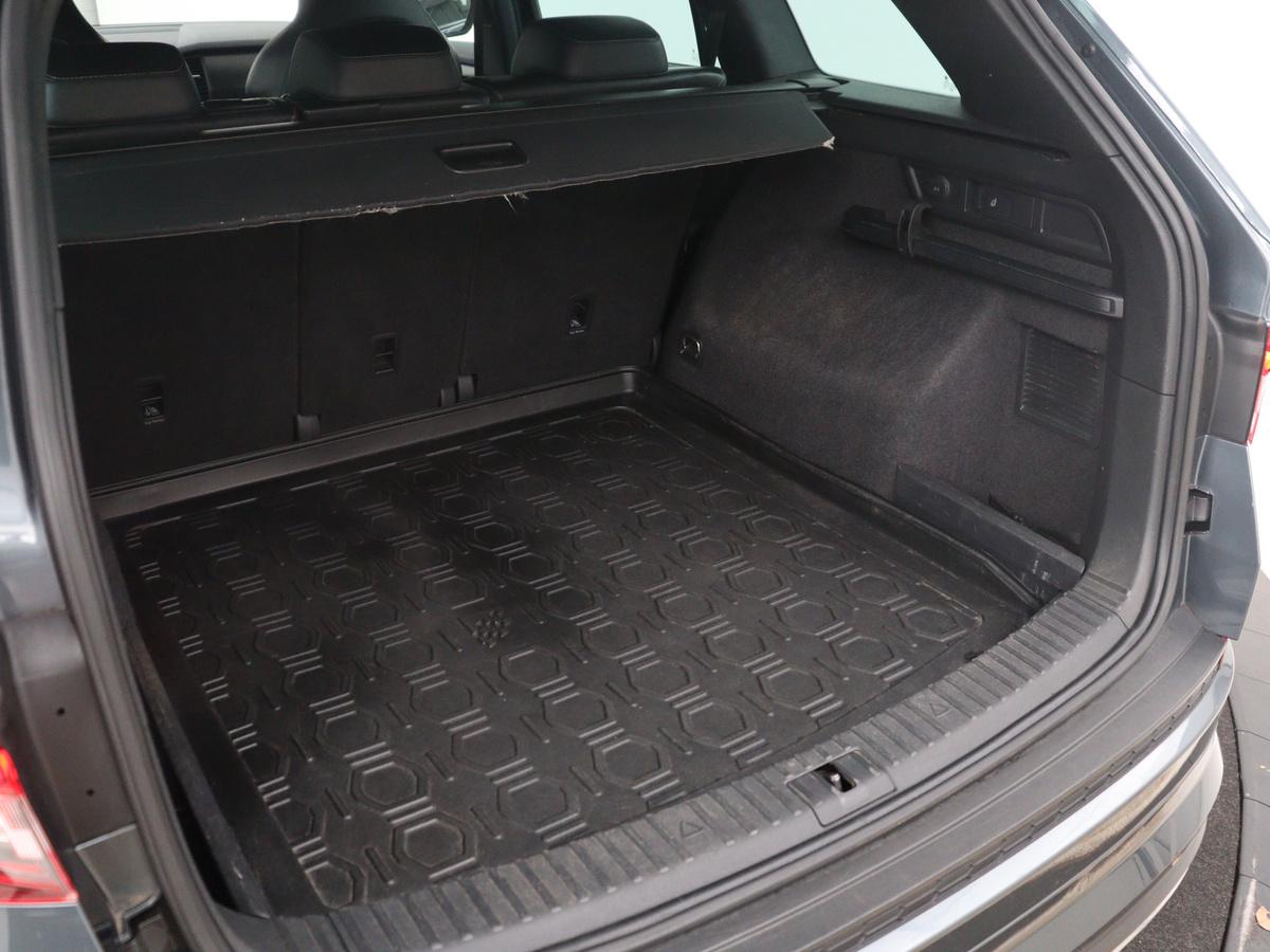 Škoda Kodiaq Skoda Kodiaq 1.5 TSI Sportline Business | Leder/alcantara | Memory | Cruise control | Stuur/stoel verwarming | Canton Sound | Carplay | Carplay | Camera | Park assist | Trekhaak | Elektrische achterklep