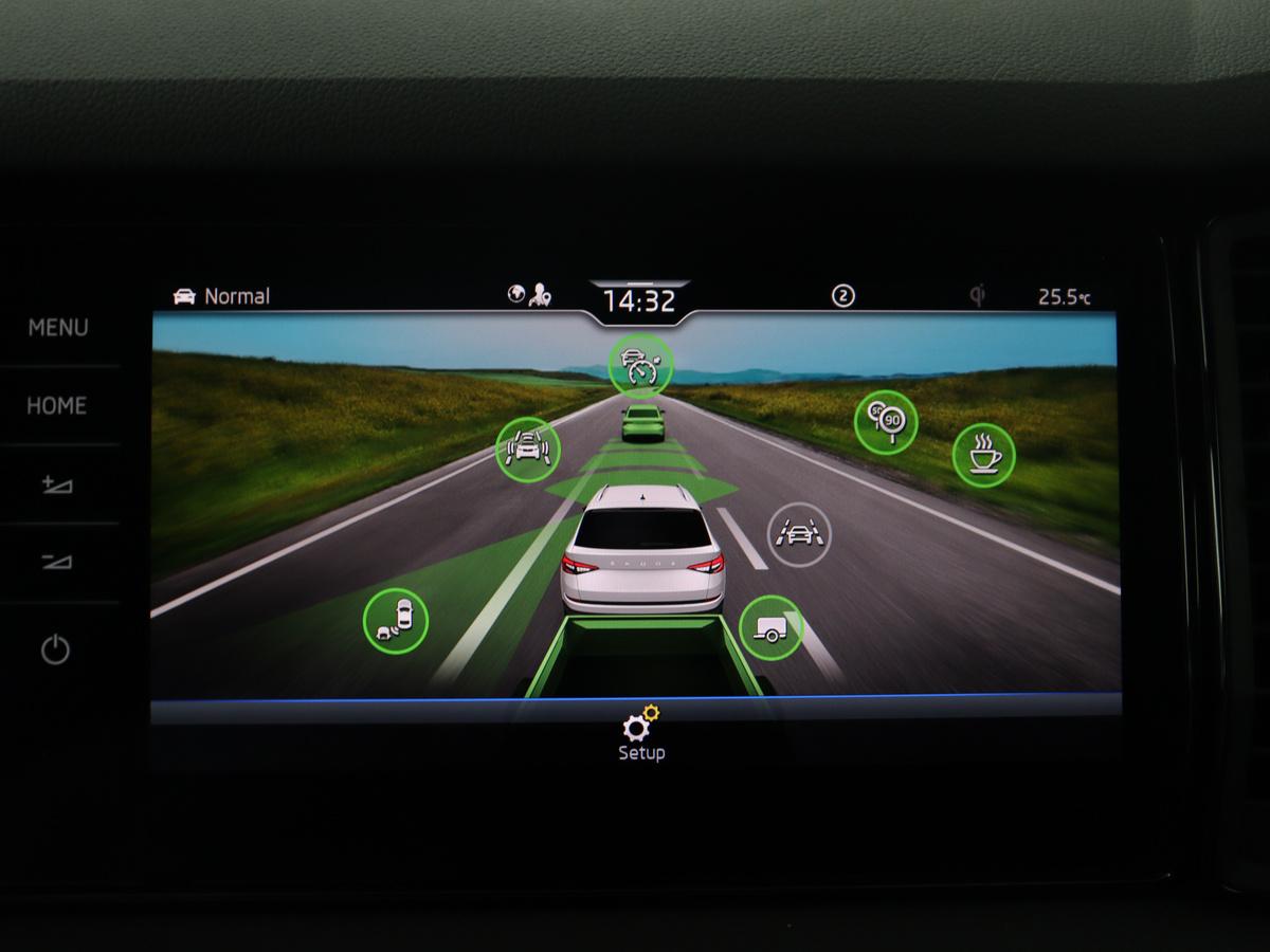 Škoda Kodiaq Skoda Kodiaq 1.5 TSI Sportline Business | Leder/alcantara | Memory | Cruise control | Stuur/stoel verwarming | Canton Sound | Carplay | Carplay | Camera | Park assist | Trekhaak | Elektrische achterklep