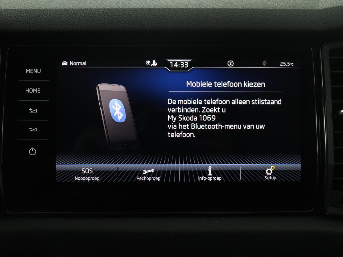 Škoda Kodiaq Skoda Kodiaq 1.5 TSI Sportline Business | Leder/alcantara | Memory | Cruise control | Stuur/stoel verwarming | Canton Sound | Carplay | Carplay | Camera | Park assist | Trekhaak | Elektrische achterklep