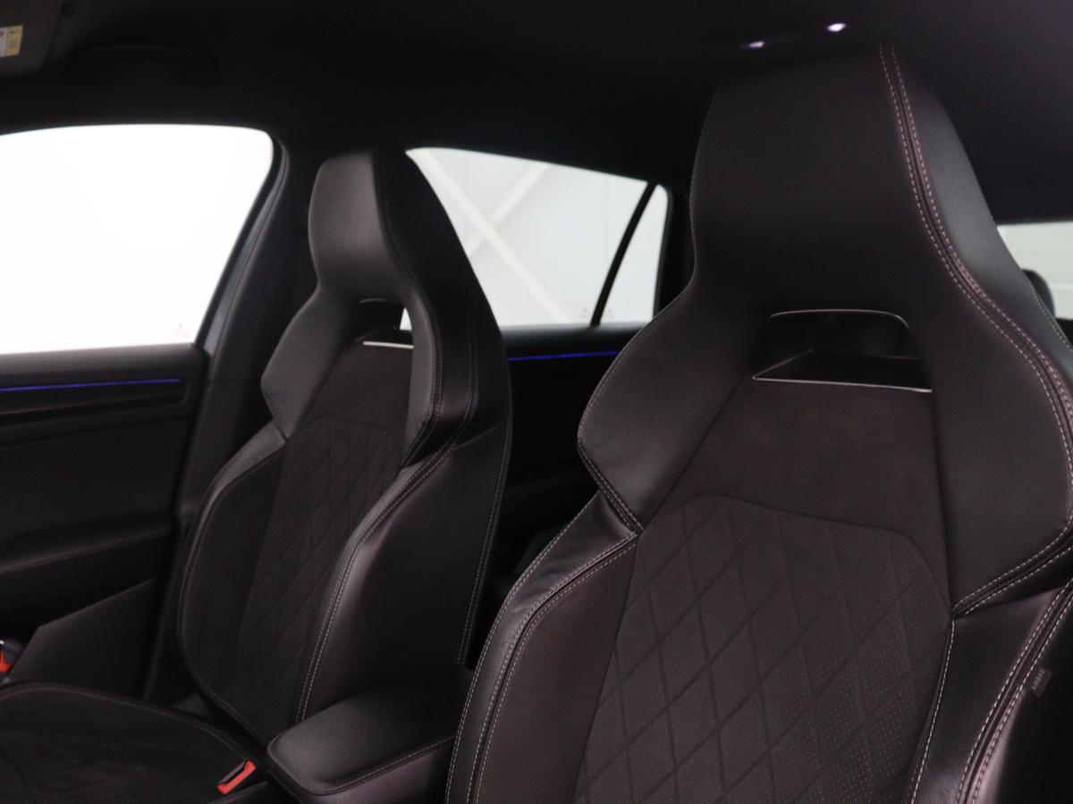 Škoda Kodiaq Skoda Kodiaq 1.5 TSI Sportline Business | Leder/alcantara | Memory | Cruise control | Stuur/stoel verwarming | Canton Sound | Carplay | Carplay | Camera | Park assist | Trekhaak | Elektrische achterklep