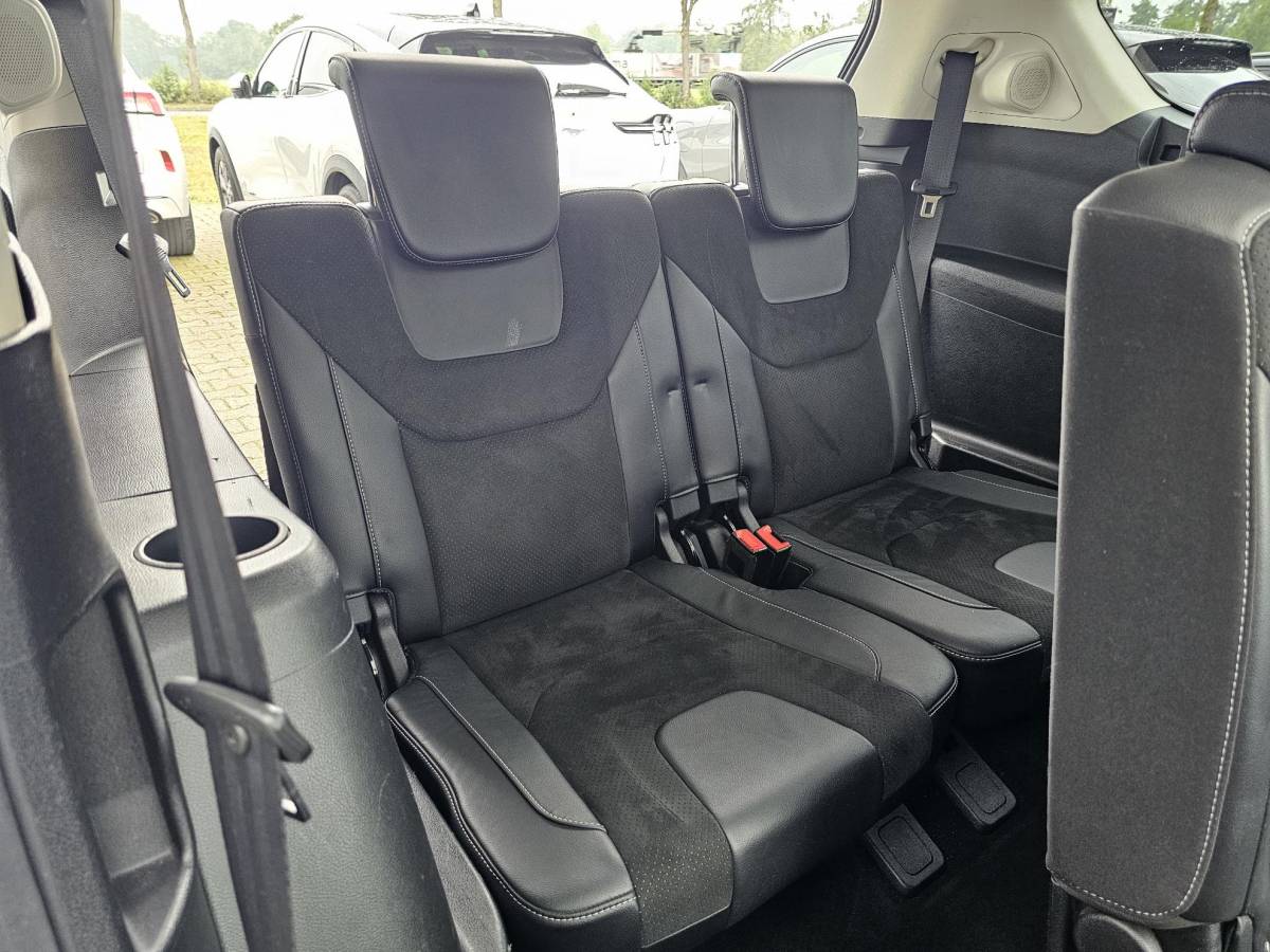 Ford S-Max Ford S-Max 2.0 Titanium 7p. Perfect onderhouden | Panoramadak | Alcantara leder | Afneembare trekhaak | Navigatie | PDC v+a | Nette auto!