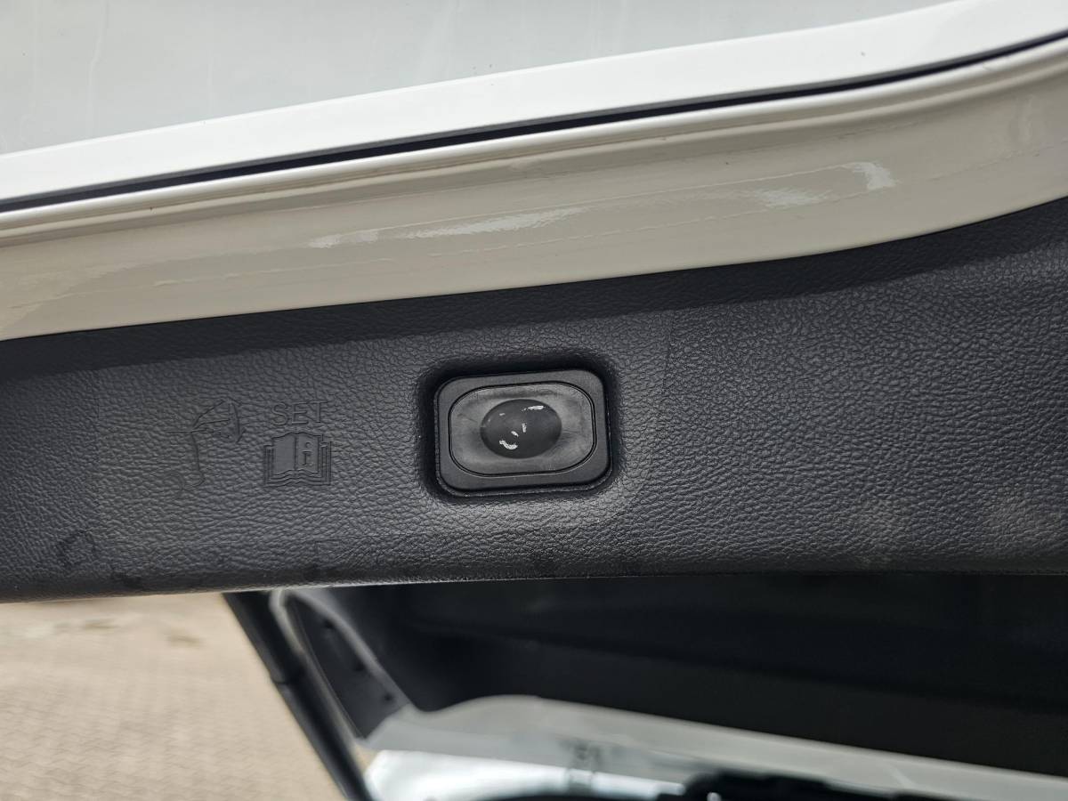 Ford S-Max Ford S-Max 2.0 Titanium 7p. Perfect onderhouden | Panoramadak | Alcantara leder | Afneembare trekhaak | Navigatie | PDC v+a | Nette auto!