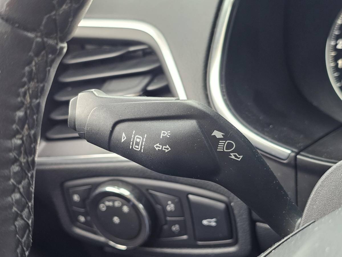 Ford S-Max Ford S-Max 2.0 Titanium 7p. Perfect onderhouden | Panoramadak | Alcantara leder | Afneembare trekhaak | Navigatie | PDC v+a | Nette auto!
