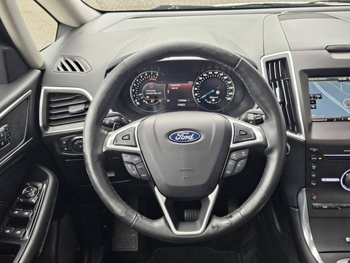 Ford S-Max Ford S-Max 2.0 Titanium 7p. Perfect onderhouden | Panoramadak | Alcantara leder | Afneembare trekhaak | Navigatie | PDC v+a | Nette auto!