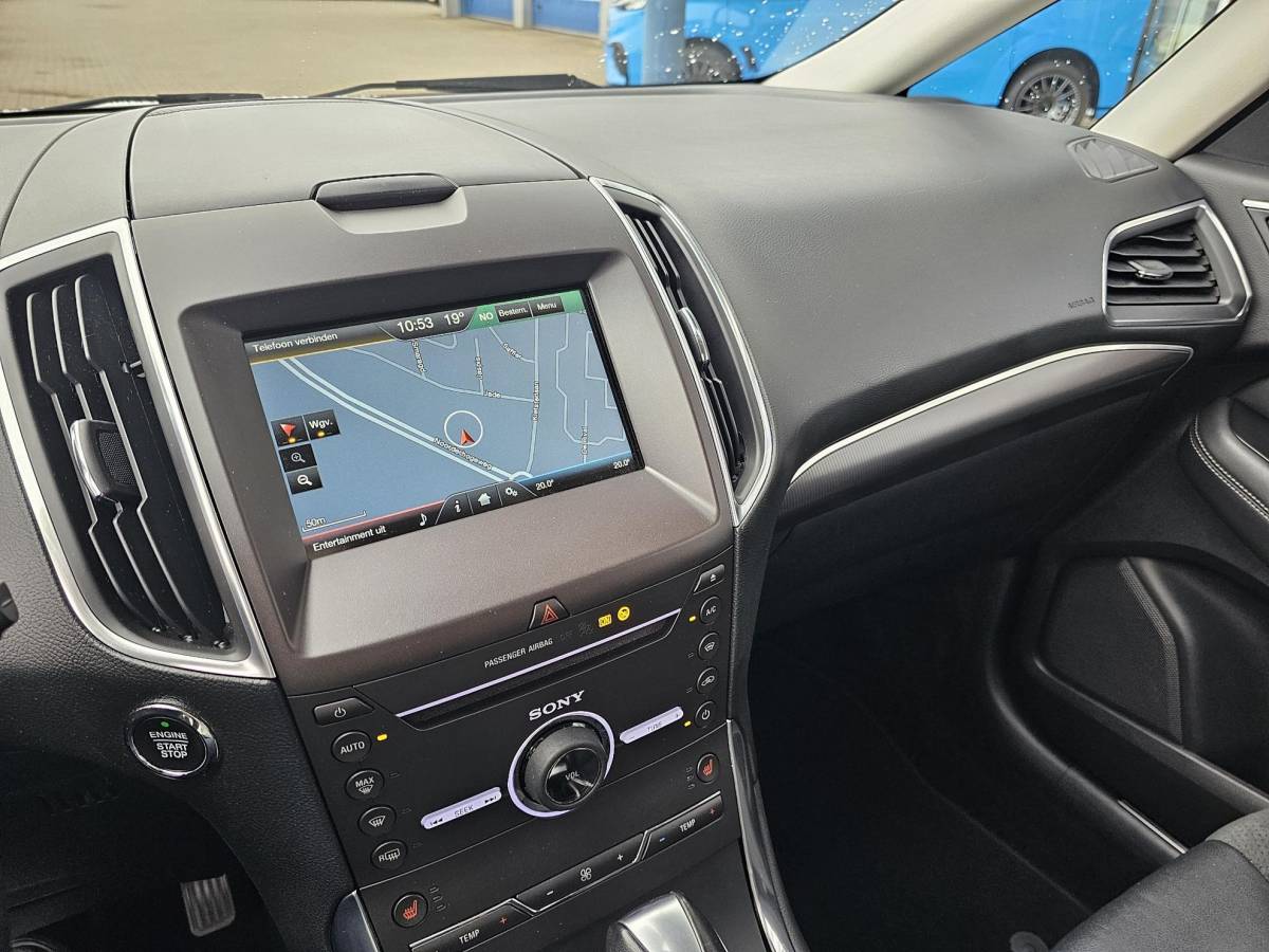 Ford S-Max Ford S-Max 2.0 Titanium 7p. Perfect onderhouden | Panoramadak | Alcantara leder | Afneembare trekhaak | Navigatie | PDC v+a | Nette auto!