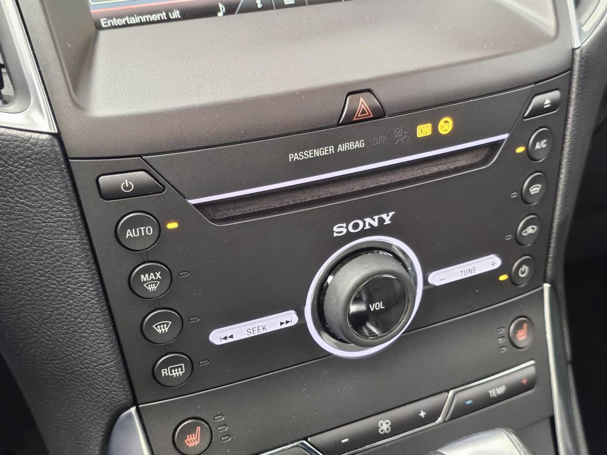 Ford S-Max Ford S-Max 2.0 Titanium 7p. Perfect onderhouden | Panoramadak | Alcantara leder | Afneembare trekhaak | Navigatie | PDC v+a | Nette auto!