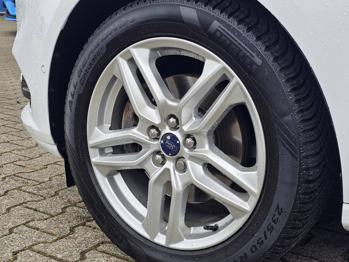 Ford S-Max Ford S-Max 2.0 Titanium 7p. Perfect onderhouden | Panoramadak | Alcantara leder | Afneembare trekhaak | Navigatie | PDC v+a | Nette auto!
