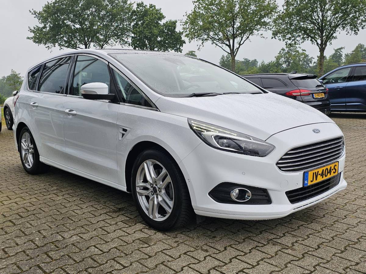 Ford S-Max Ford S-Max 2.0 Titanium 7p. Perfect onderhouden | Panoramadak | Alcantara leder | Afneembare trekhaak | Navigatie | PDC v+a | Nette auto!