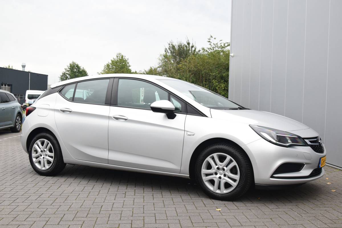 Opel Astra Opel Astra 1.0 Turbo Business R-Link Navi/carplay Airco Cruise Pdc/voor/Achter
