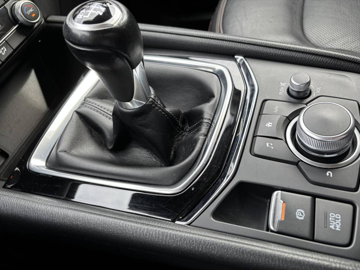 Mazda CX-5 Mazda CX-5 2.0 SkyActiv-G 165 Business Comfort | LEDER | BOSE | NL AUTO | DEALER ONDERHOUDEN |