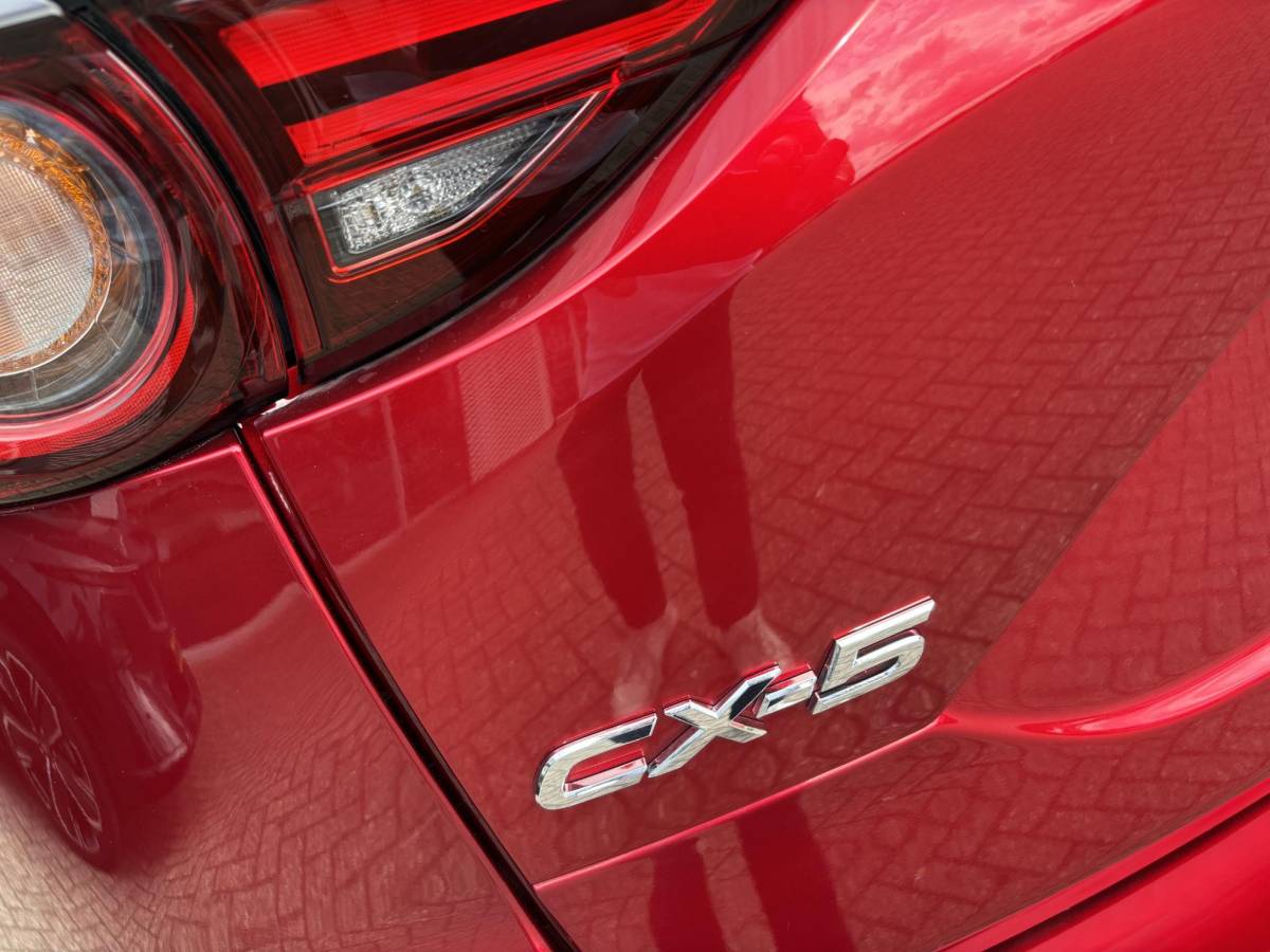 Mazda CX-5 Mazda CX-5 2.0 SkyActiv-G 165 Business Comfort | LEDER | BOSE | NL AUTO | DEALER ONDERHOUDEN |